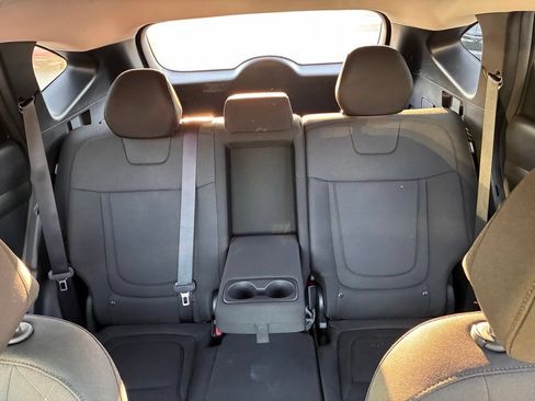 Used 2025 Hyundai Tucson SEL AWD/4WD image 15