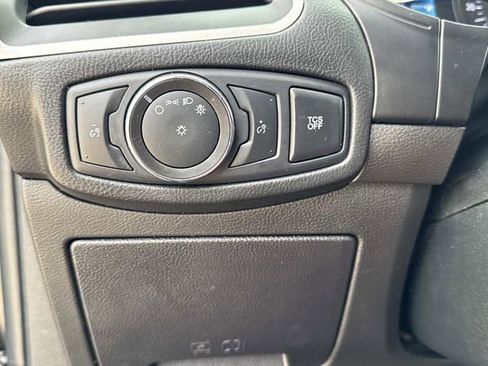 Used 2022 Ford Edge SEL AWD/4WD image 32