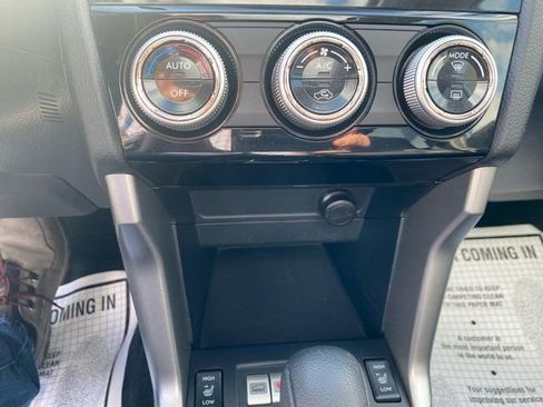 Used 2018 Subaru Forester 2.5i Premium w/ Protection Package #1 AWD/4WD image 15