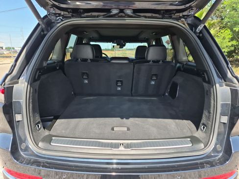 Used 2023 Jeep Grand Cherokee Overland AWD/4WD image 26