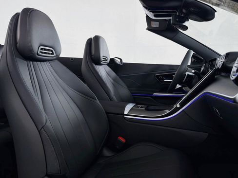 New 2026 Mercedes-Benz CLE 450 4MATIC Cabriolet image 6