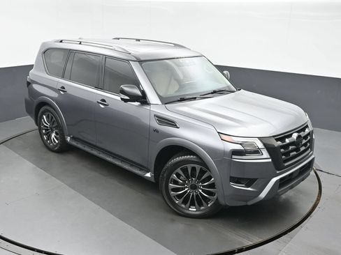 Used 2021 Nissan Armada Platinum AWD/4WD image 37