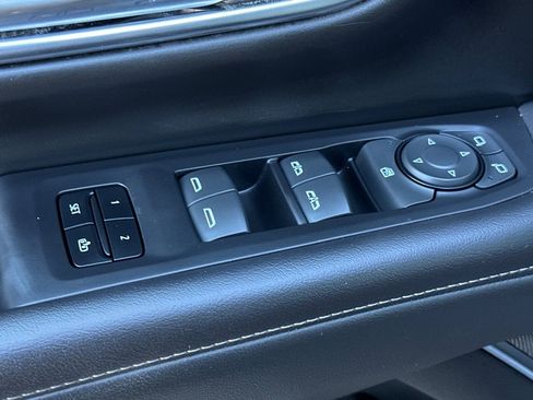 Used 2024 Chevrolet Tahoe LT image 12