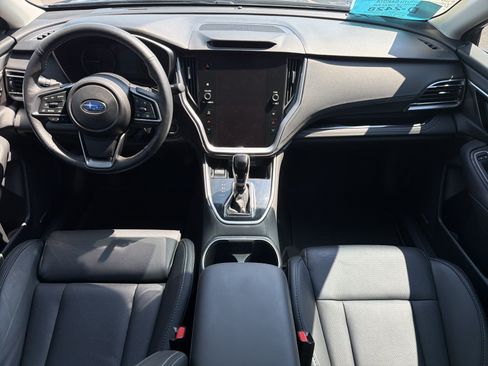 Certified 2025 Subaru Outback Limited AWD/4WD image 10