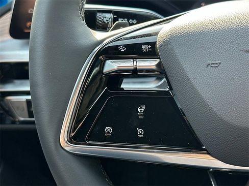 New 2025 Cadillac Lyriq Sport image 24