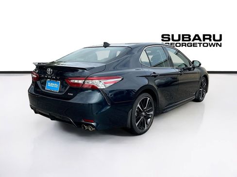 Used 2018 Toyota Camry XSE image 7