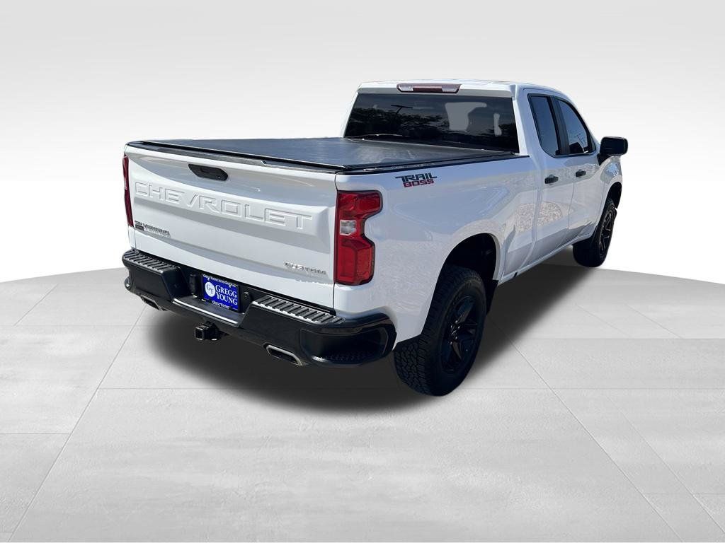 Used 2019 Chevrolet Silverado 1500 Custom Trail Boss w/ Custom Convenience Package AWD/4WD image 6