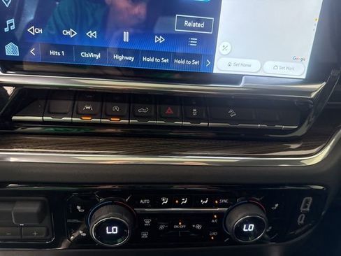 Used 2024 Chevrolet Silverado 1500 LT Trail Boss w/ Convenience Package II image 33