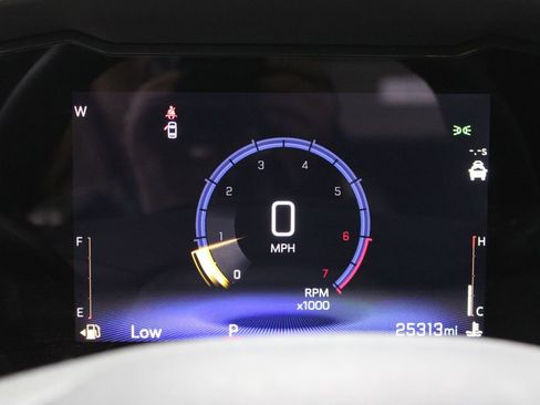 Used 2025 Chevrolet Trax RS w/ Sunroof Package image 38