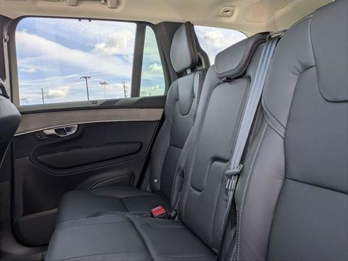 New 2026 Volvo XC90 B6 Ultra w/ Protection Package AWD/4WD image 12