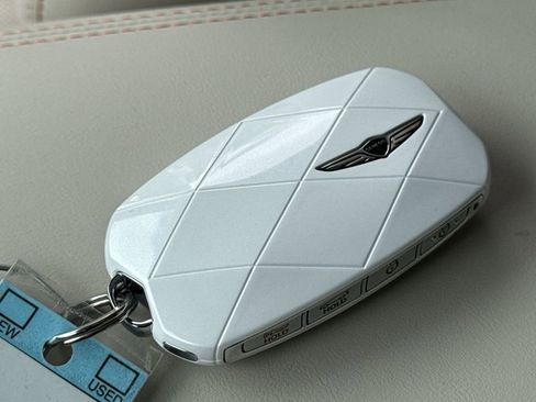 Used 2026 Genesis GV70 3.5T Sport Prestige AWD/4WD image 33