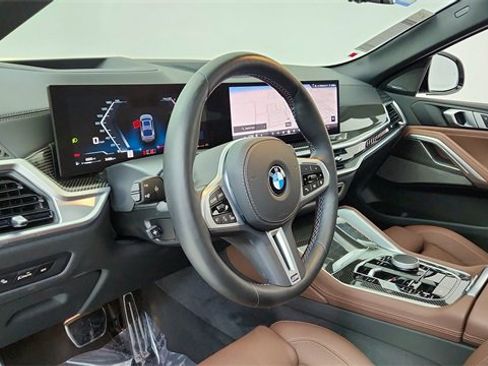 Used 2025 BMW X6 M60i image 18