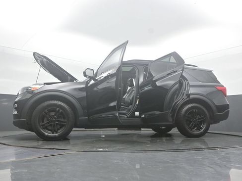Used 2021 Ford Explorer XLT w/ Equipment Group 202A AWD/4WD image 75