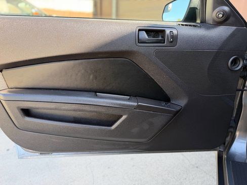 Used 2012 Ford Mustang Coupe image 15