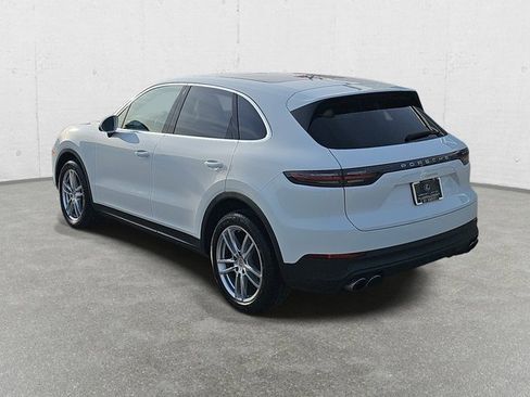 Used 2023 Porsche Cayenne image 7