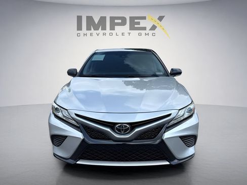 Used 2019 Toyota Camry XSE FWD image 8