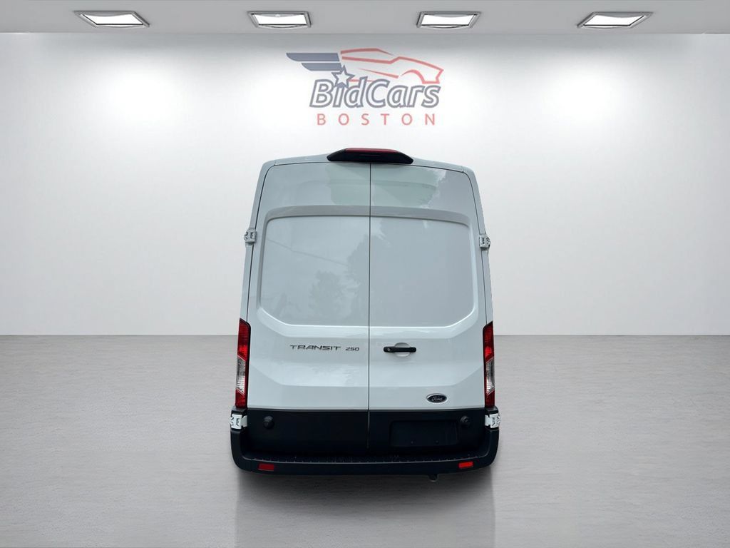 Used 2024 Ford Transit 250 148 High Roof Extended w/ Load Area Protection Package RWD image 5