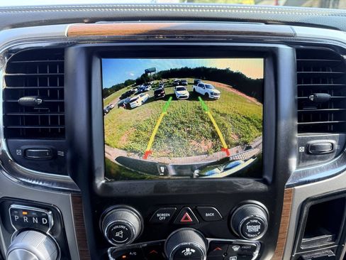 Used 2015 RAM 1500 Laramie w/ Convenience Group AWD/4WD image 20
