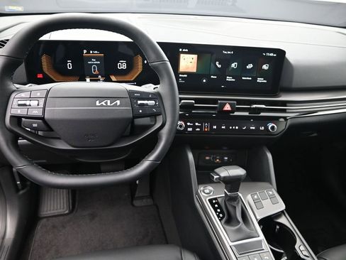 Used 2026 Kia Sportage EX w/ EX Panorama Roof Package image 19