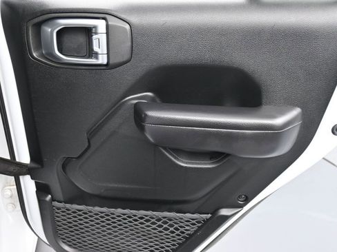 Certified 2019 Jeep Wrangler Unlimited Sport image 15