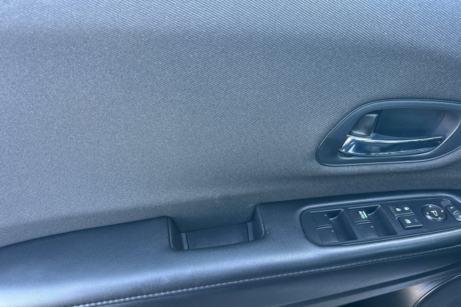 Certified 2022 Honda HR-V Sport image 11