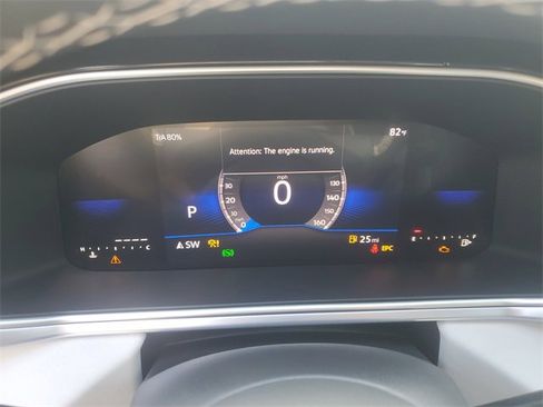 New 2025 Volkswagen Taos SE image 25