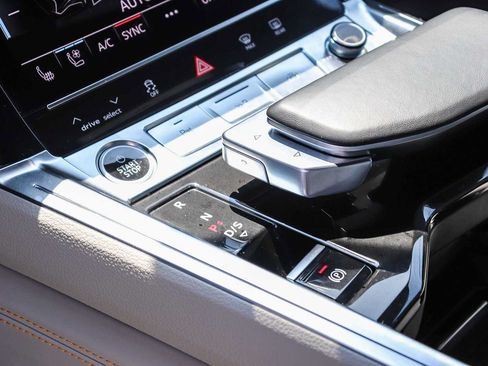 Used 2024 Audi Q8 e-tron Prestige w/ Prestige Package AWD/4WD image 20
