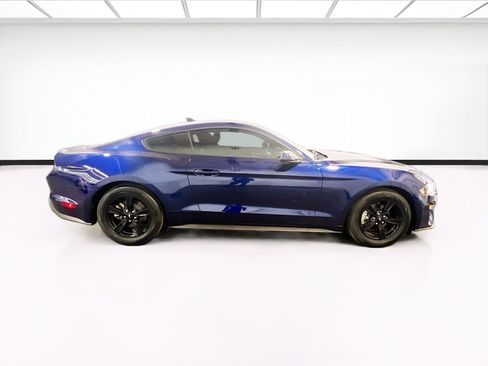 Used 2020 Ford Mustang Coupe RWD image 22