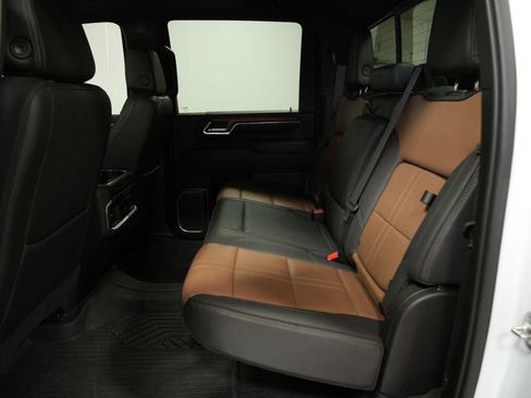 Certified 2024 Chevrolet Silverado 3500 High Country w/ High Country Premium Package AWD/4WD image 40
