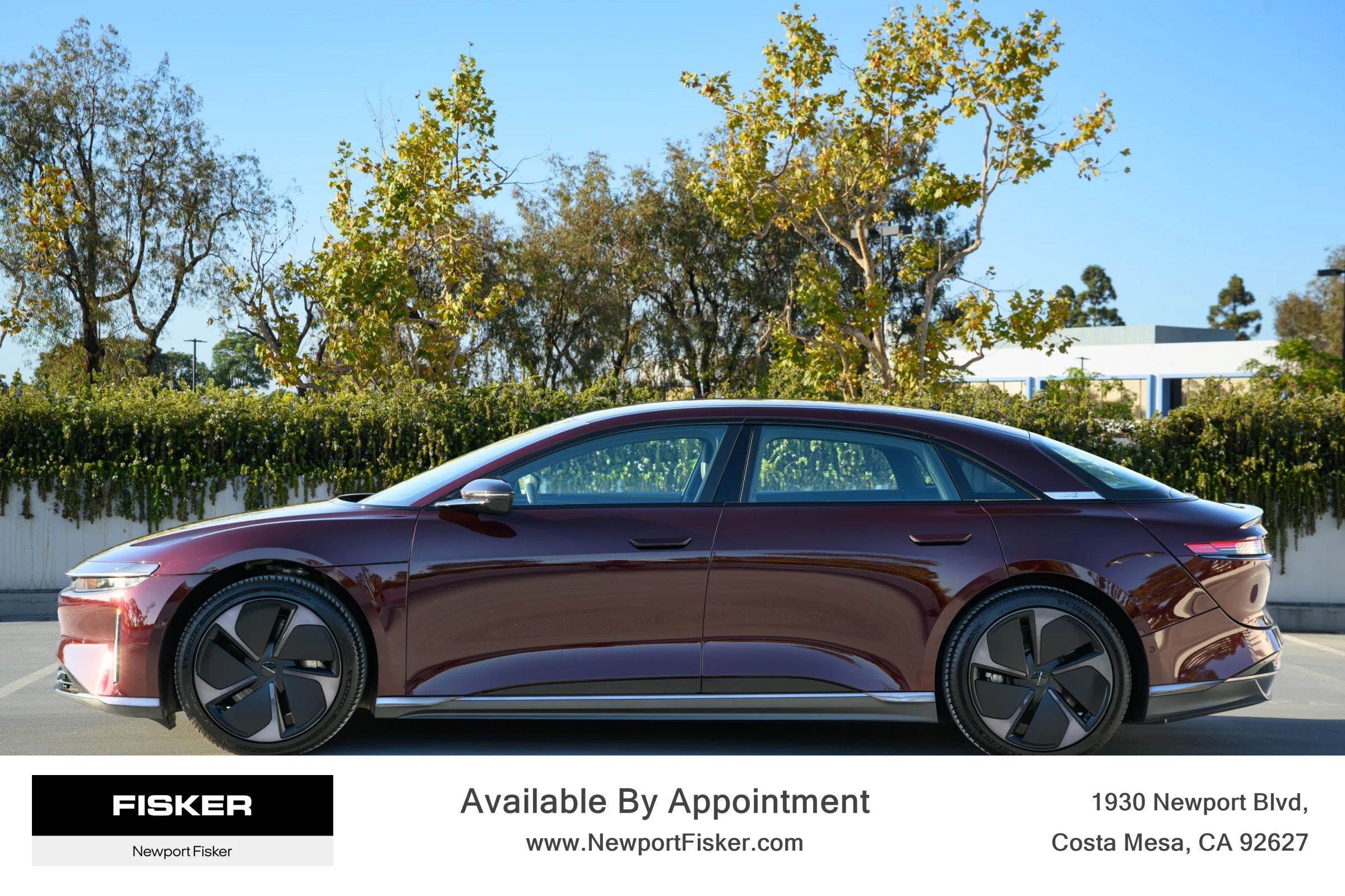 Used 2024 Lucid Air Pure RWD image 2