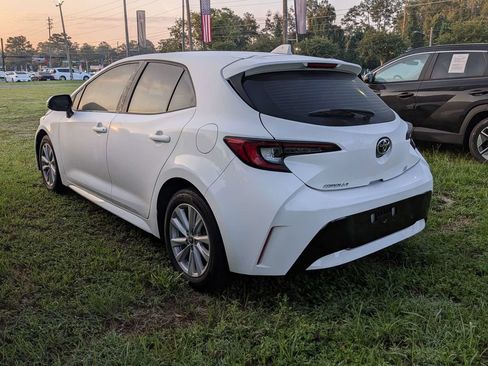 Used 2025 Toyota Corolla SE FWD image 4