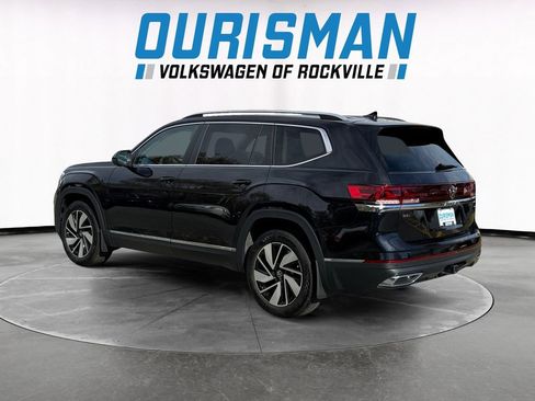 Used 2025 Volkswagen Atlas SEL image 4