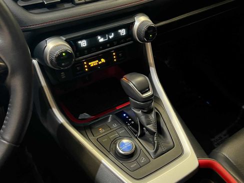 Certified 2020 Toyota RAV4 TRD Off-Road image 24