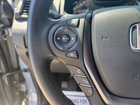 Used 2022 Honda Ridgeline RTL image 16