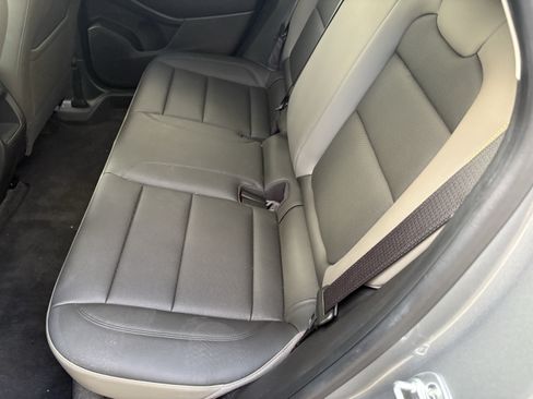 Used 2025 Chevrolet Trax ACTIV w/ Sunroof Package FWD image 4