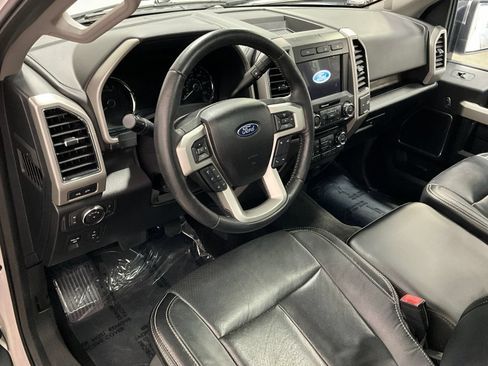 Used 2018 Ford F150 Lariat AWD/4WD image 14