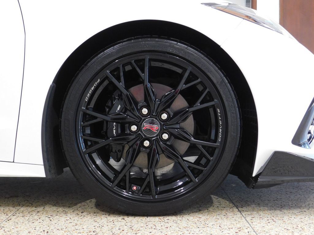 Used 2023 Chevrolet Corvette Stingray Preferred Cpe RWD image 99