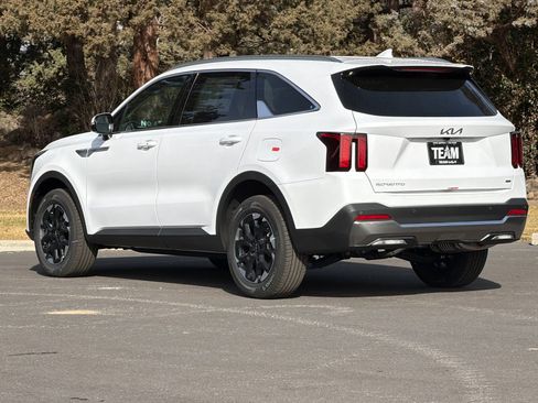 New 2026 Kia Sorento S AWD/4WD image 6