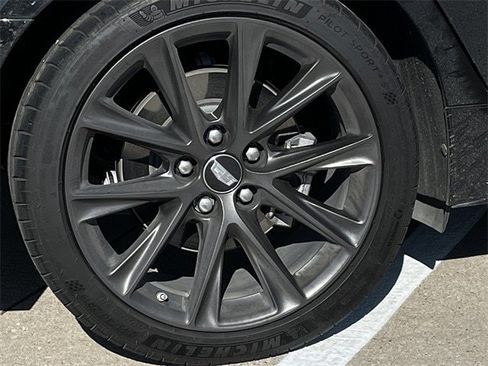 Used 2026 Cadillac CT5 V w/ Technology Package image 9