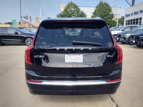 New 2025 Volvo XC90 B6 Plus image 7