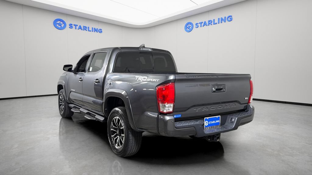 Used 2022 Toyota Tacoma TRD Sport w/ Technology Package RWD image 6
