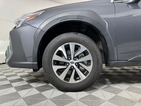 Used 2024 Subaru Outback Premium image 10