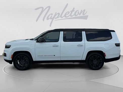 Used 2024 Jeep Grand Wagoneer L Series II w/ Quick Order Packagew 28T AWD/4WD image 4