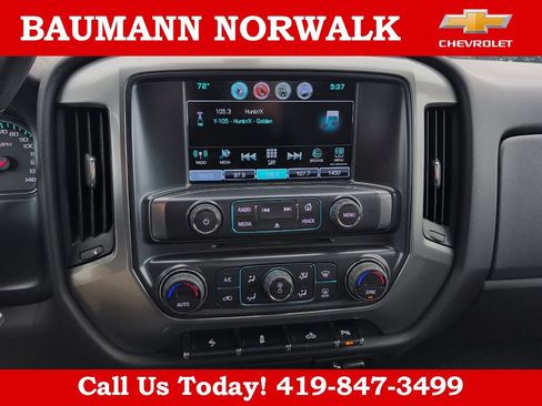 Used 2017 Chevrolet Silverado 1500 LT w/ All Star Edition AWD/4WD image 19