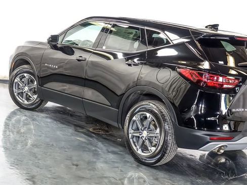 Certified 2023 Chevrolet Blazer LT w/ Driver Confidence Package image 11