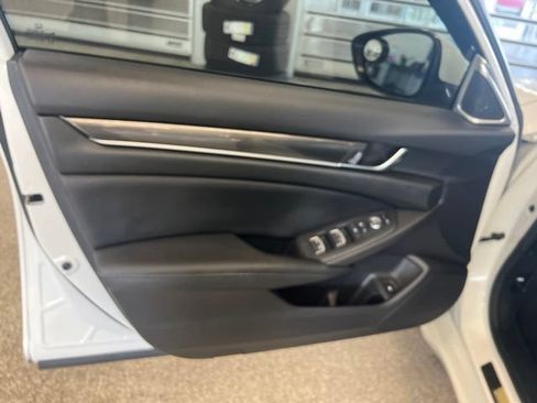 Used 2020 Honda Accord Sport image 25