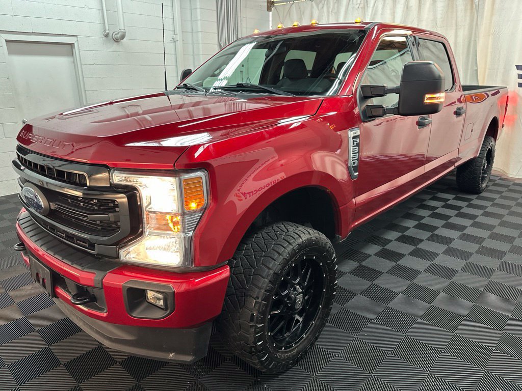 Used 2022 Ford F350 XLT w/ XLT Value Package AWD/4WD image 4