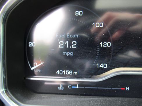 Used 2024 GMC Sierra 1500 Denali AWD/4WD image 29
