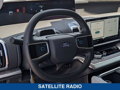 New 2026 Ford Expedition Max Platinum w/ Platinum Ultimate Package AWD/4WD image 25