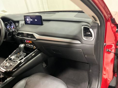 Used 2023 MAZDA CX-9 Touring image 16